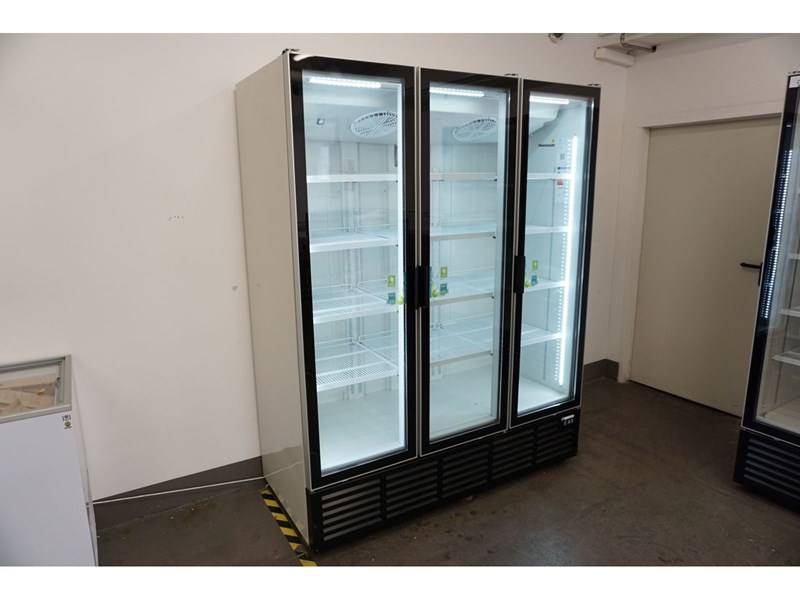 Крайстенна хладилна витрина EcoCold EC 90 117, 1620x720x2082 мм/ 2022г.